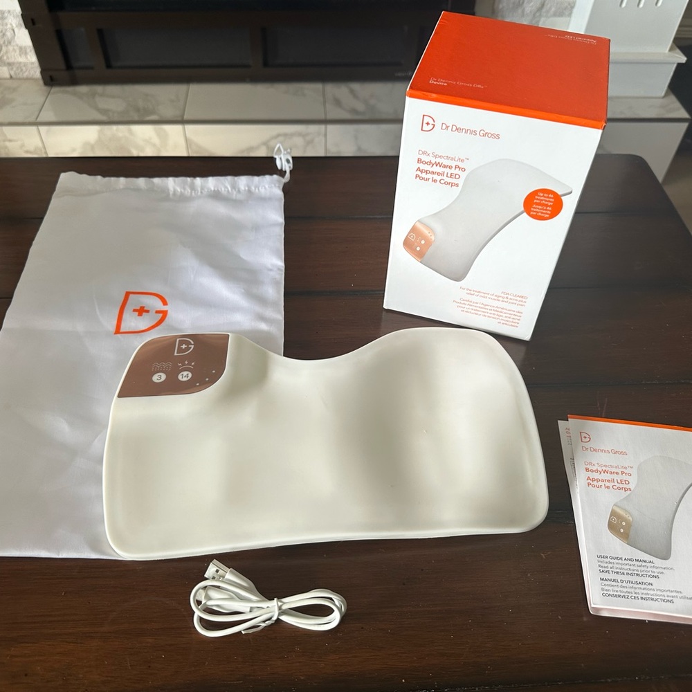 Dr. Dennis Gross LED Light Therapy Bodywave Pro SpectraLite